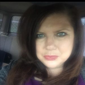 Meet your Posher, Felicia
